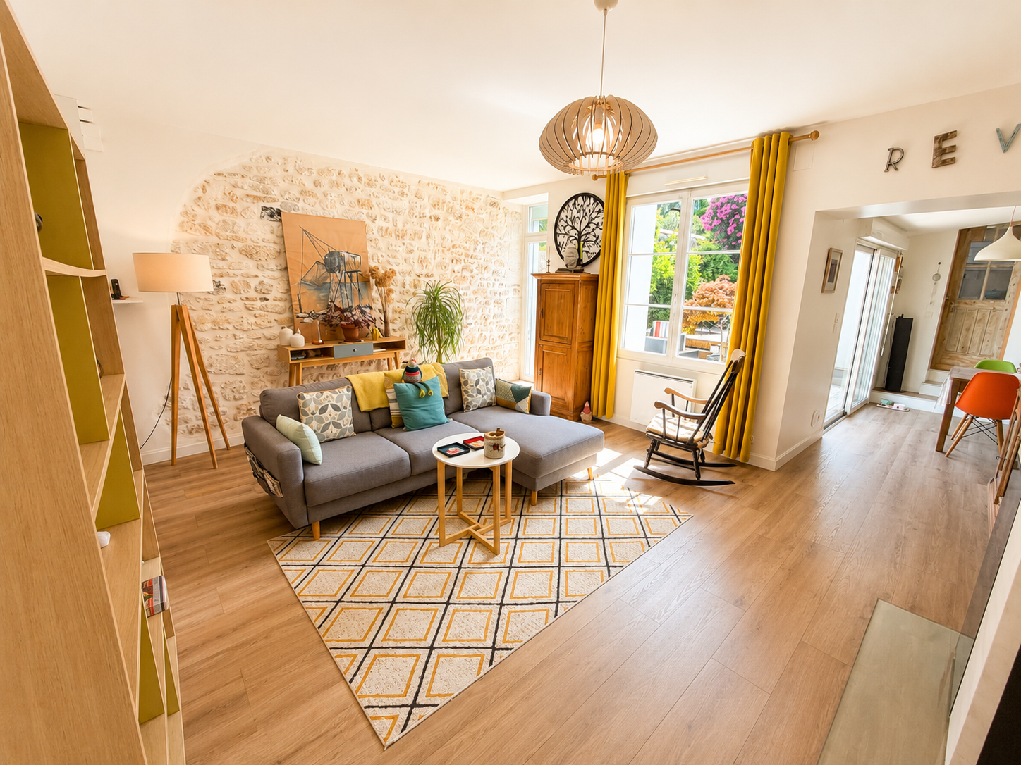Ensemble immobilier de 134 m² — Saintes Rive Droite — Deux logements indépendants