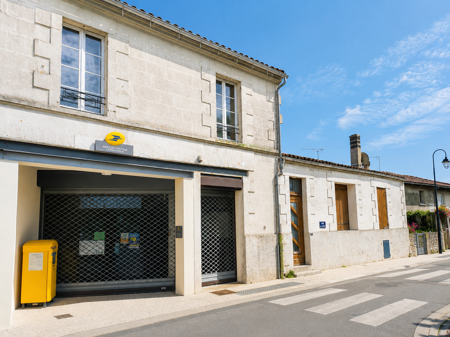 17120 - SEMUSSAC - CENTRE-VILLE - MAISON 126 m² À RÉNOVER ENTIÈREMENT – FORT POTENTIEL
